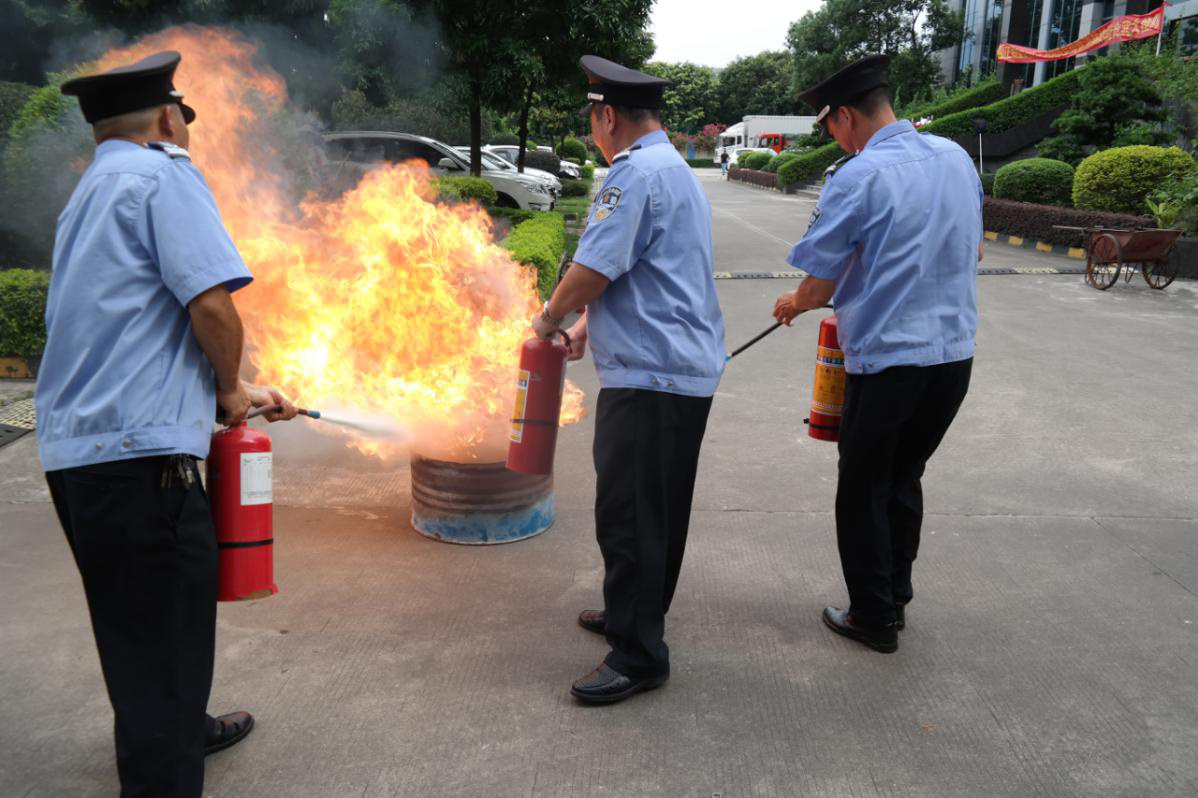 銀正鋁業(yè)消防技能活動.png